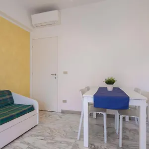  Apartment Mizar 2