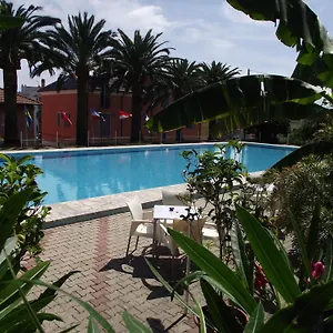 Riviera Lägenhetshotell